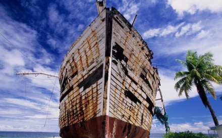 Old Boat Gan