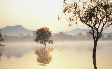 Dawn 3 Lake Kandalama
